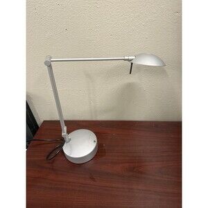 Estiluz Lighting M-1137 Halogen desk lamp